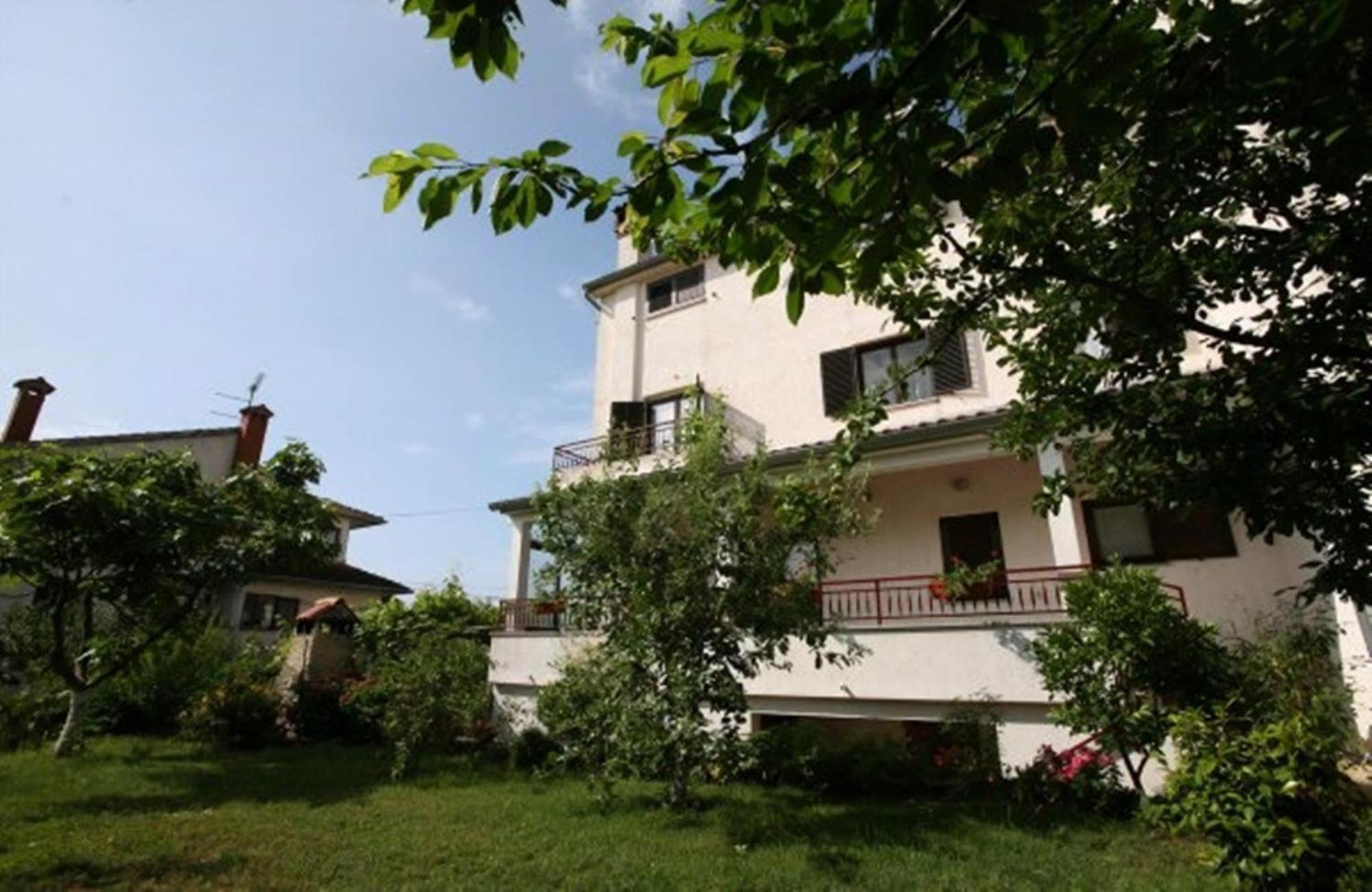 Vrancic Mit Eigener Terrasse *